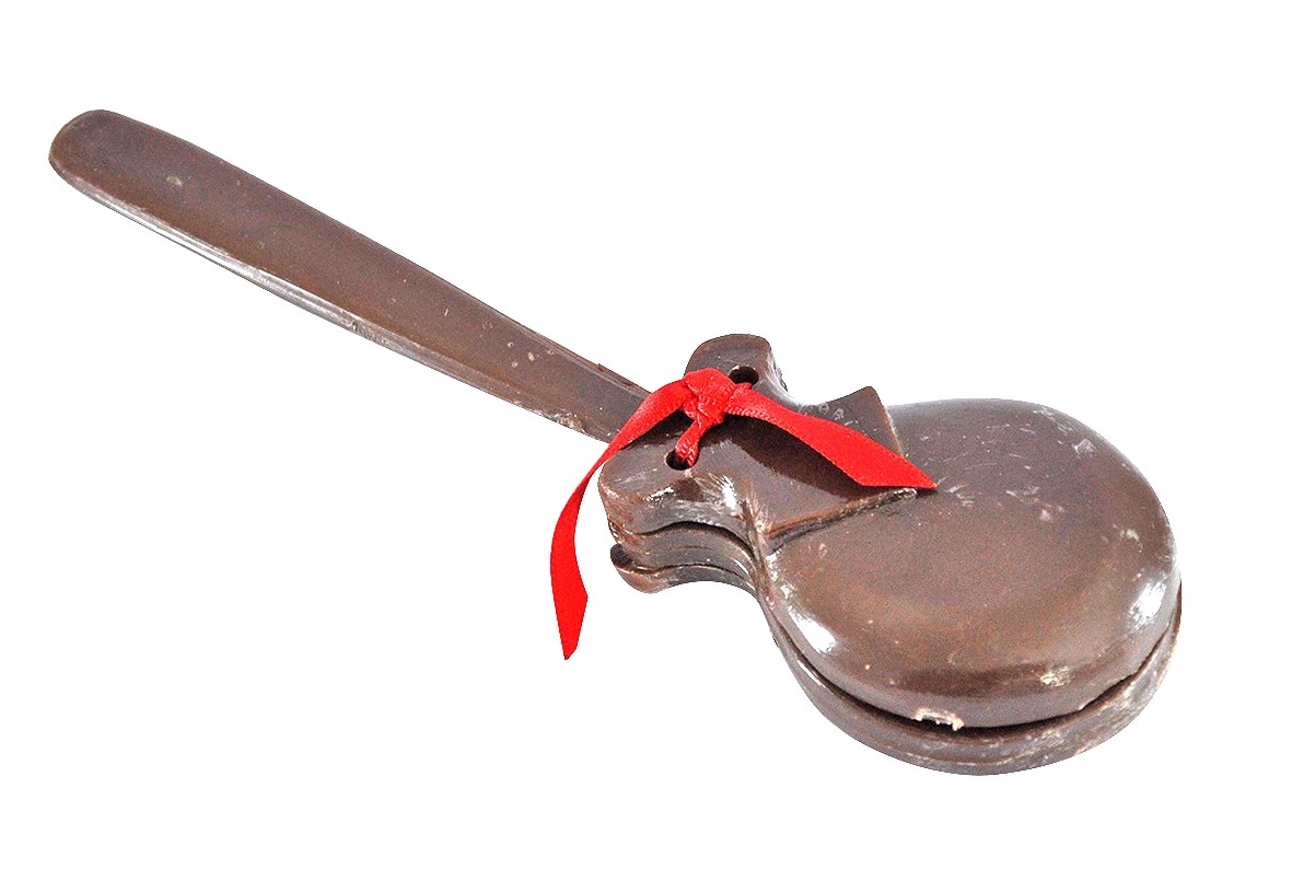 CASTAÑUELA CON MANGO