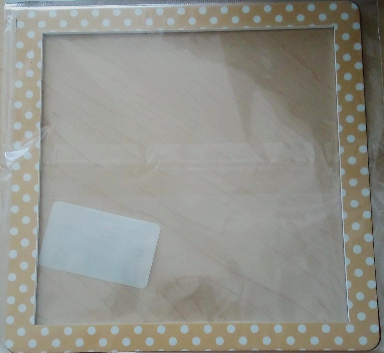 MARCO PARA SELFIE DORADO CON PUNTOS BLANCOS 20 X 20 CM